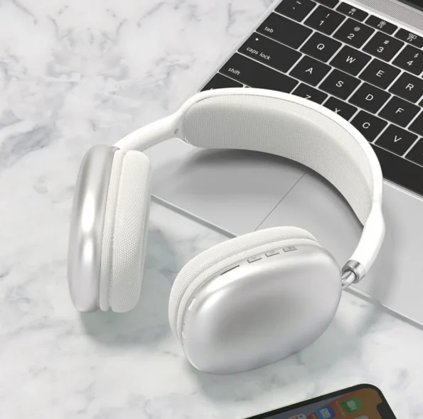 P9 Bluetooth Headphones - Image 2